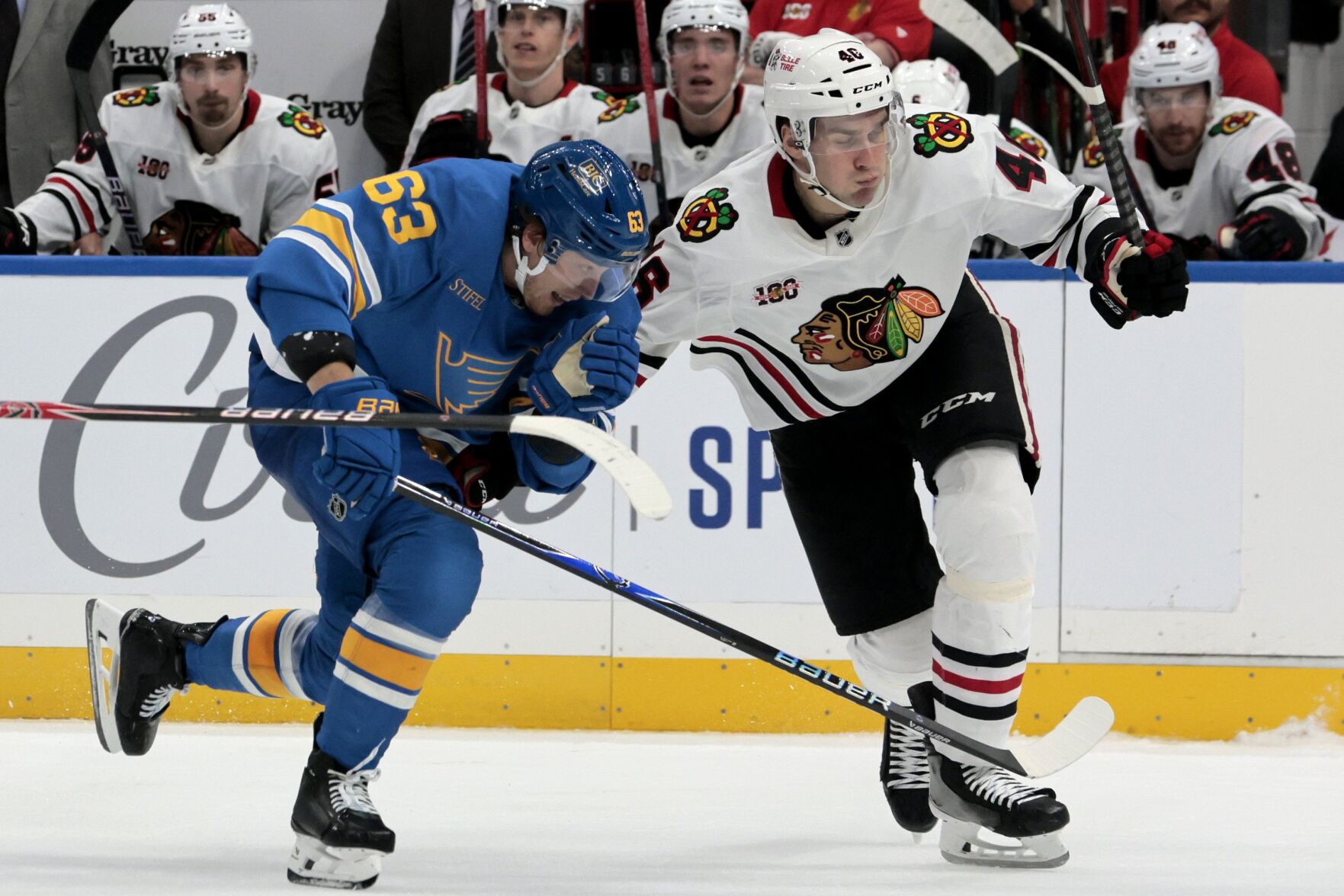 The 最新杏吧原创 Blues host Chicago Blackhawks
